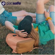 Pacsafe - GO 15L 防盜背囊（4 種顏色）