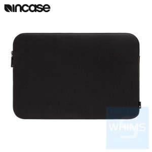 Incase - 經典 MacBook Pro 黑色保護套